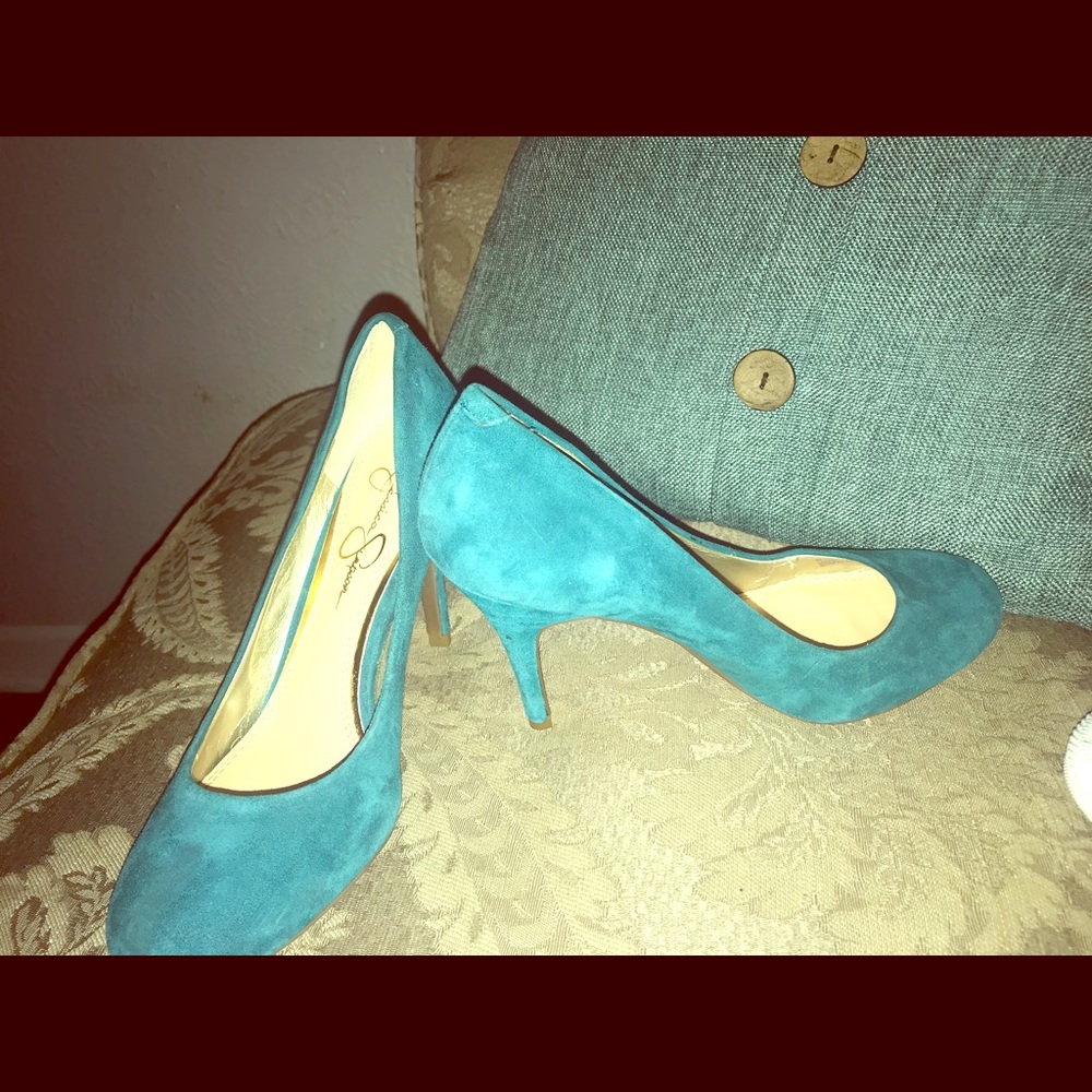 BRAND NEW TURQUOISE JESSICA SIMPSON HEELS